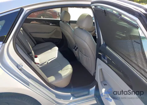 2019 Hyundai Sonata Limited из США, поврежденный, VIN 5NPE34AF6KH762245